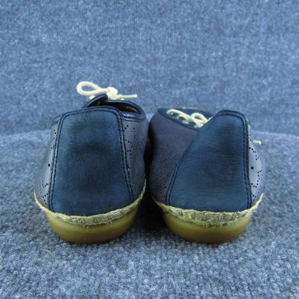 Clarks Artisan Women Sneaker Shoes‎ Blue Leather Lace Up Size 9.5 Medium